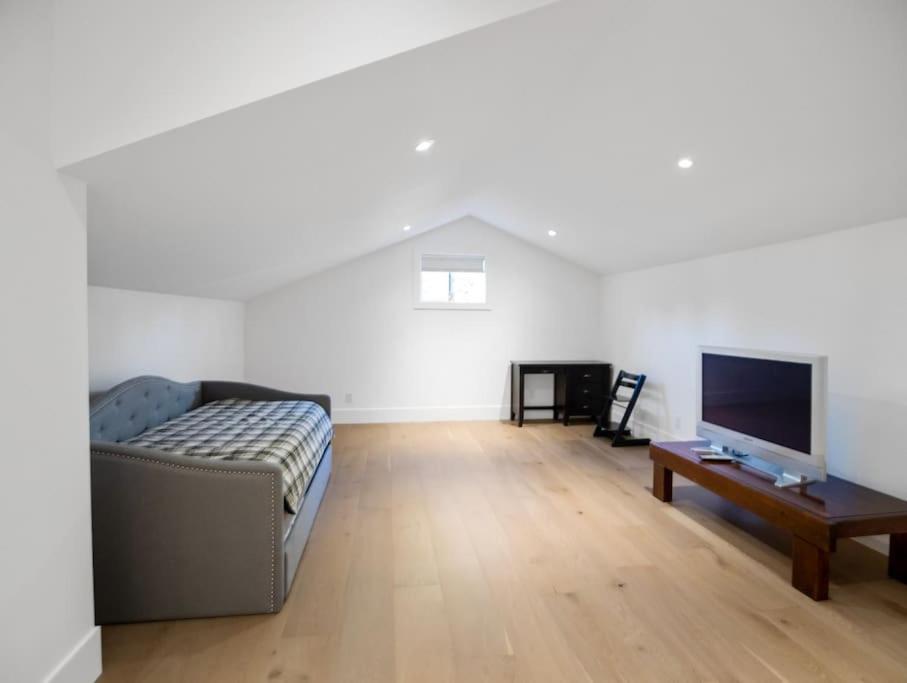 The Fernridge Estate: 5Bd Family Retreat! Villa Langley Eksteriør bilde